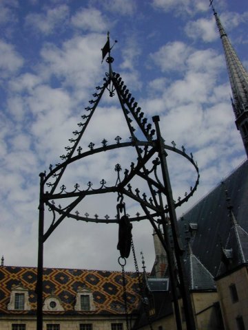 Beaune: H�tel-Dieu: binnenkoer