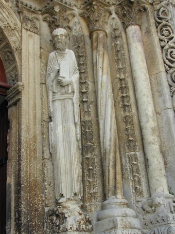 Avallon: St Lazare: Lazarus