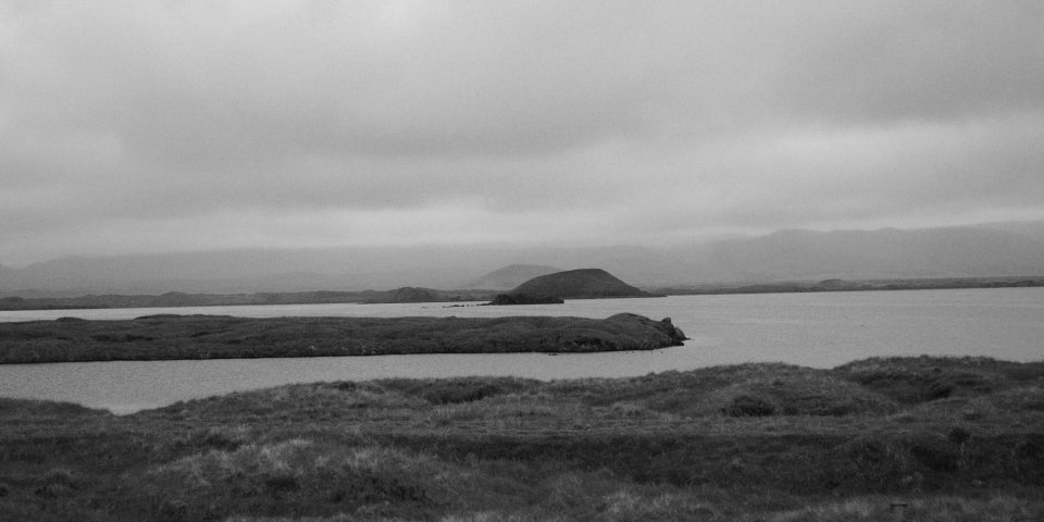 Met de bus langs Myvatn