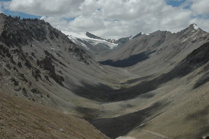 Afdaling van Khardung La naar Leh