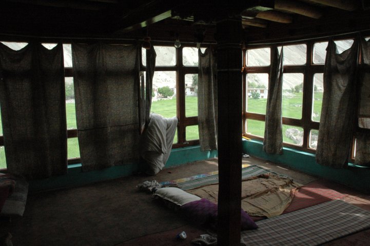 Het ouderlijk huis van de gids (Hemis Shukpachan)