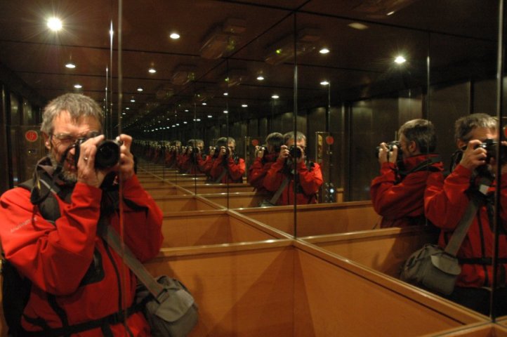In de lift