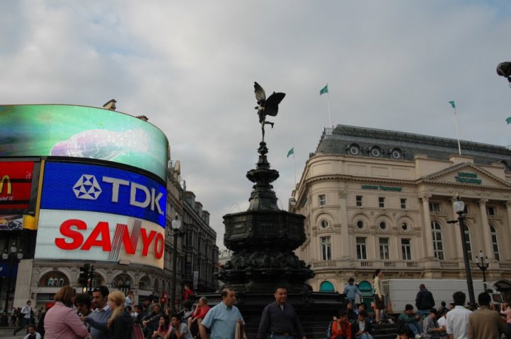 Piccadilly Circus