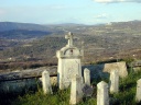 Saignon: zicht vanop kerkhof