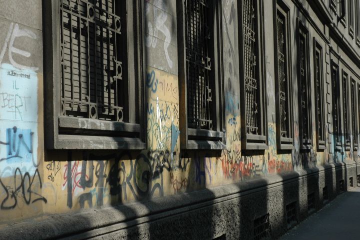 Langs Via De Amicis