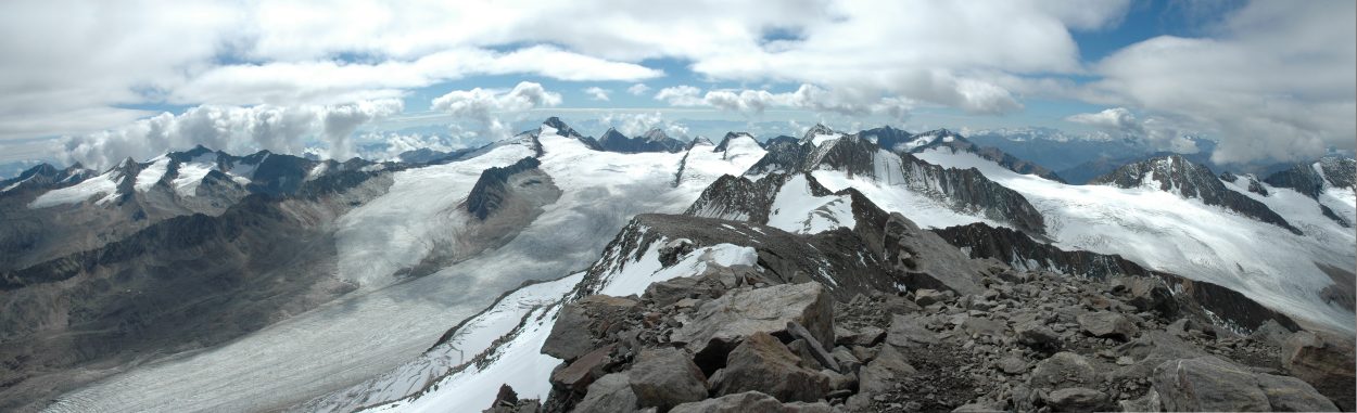 Zicht vanop de Schalfkogel