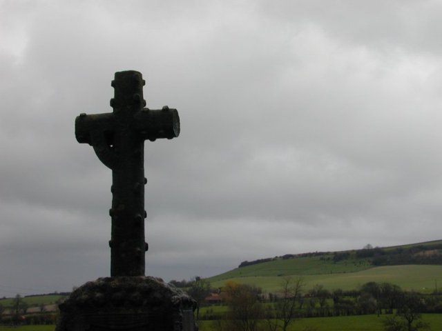 Brunembert: kruisbeeld