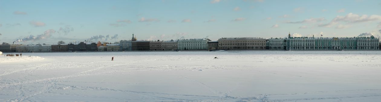 De Neva en het Winterpaleis
