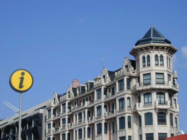 Bilbao: hotel aan Gugenheimmuseum